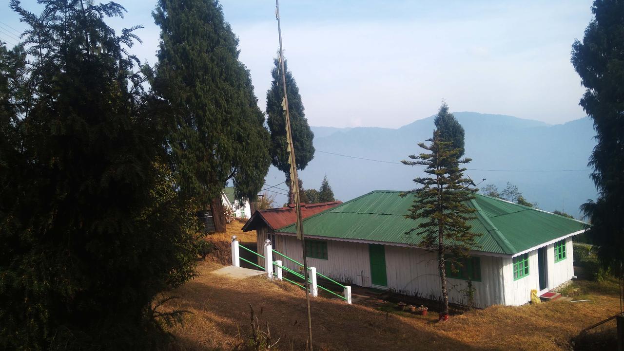 Neora Valley Retreat Hotel Rishop Exterior photo